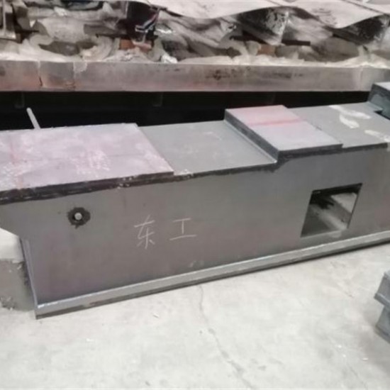 特大型打砂設備，對所有特大型金屬件表面打砂清除表面雜質(zhì)
